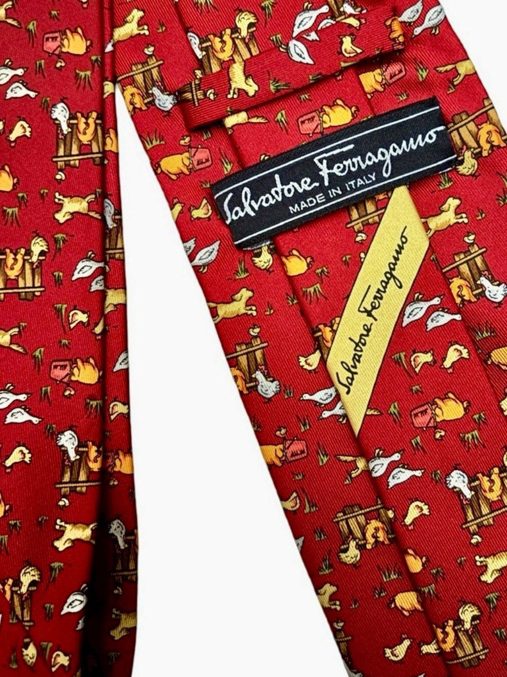SALVATORE FERRAGAMO silk tie